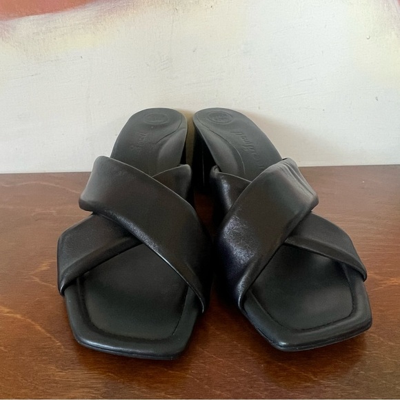 Paul Green Black Leather Crisscross Mules – Size 9 (Runs Small, Fits Like 8/8.5) - Picture 4 of 7